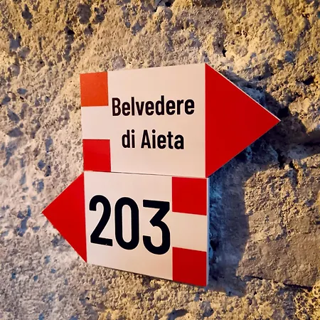 Frühstückspension Dal Micio House-aieta