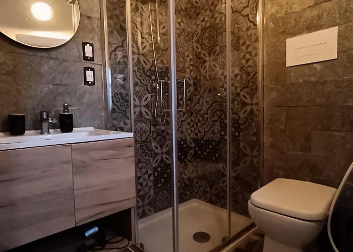 Dal Micio House-aieta Panzió *